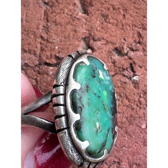 Sterling Silver Ring With Green Oval Turquoise Stone Size 7 - Picture 13 of 13